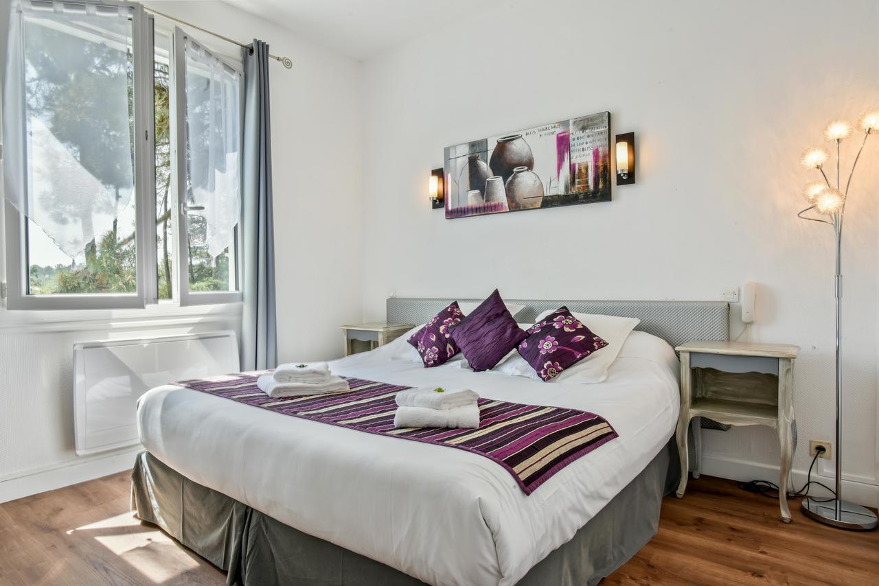 Logis Hotel Emeraude Des Bois Mimizan-Plage Esterno foto